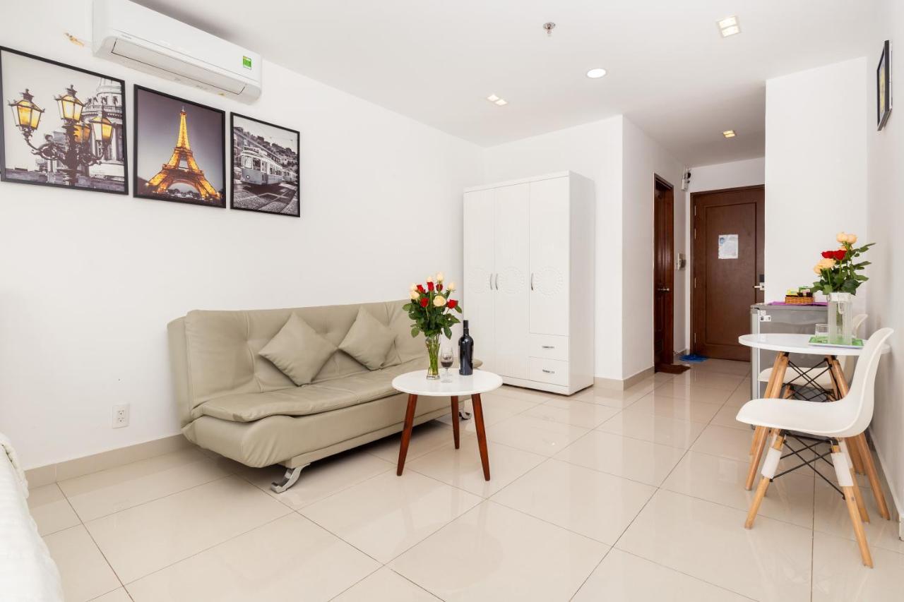 Căn hộ Sky Center Near Airport TP. Hồ Chí Minh